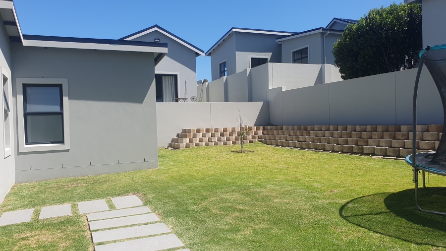 To Let 3 Bedroom Property for Rent in Vermont Western Cape